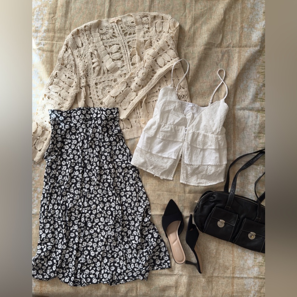 Zara Black Floral Midi Skirt